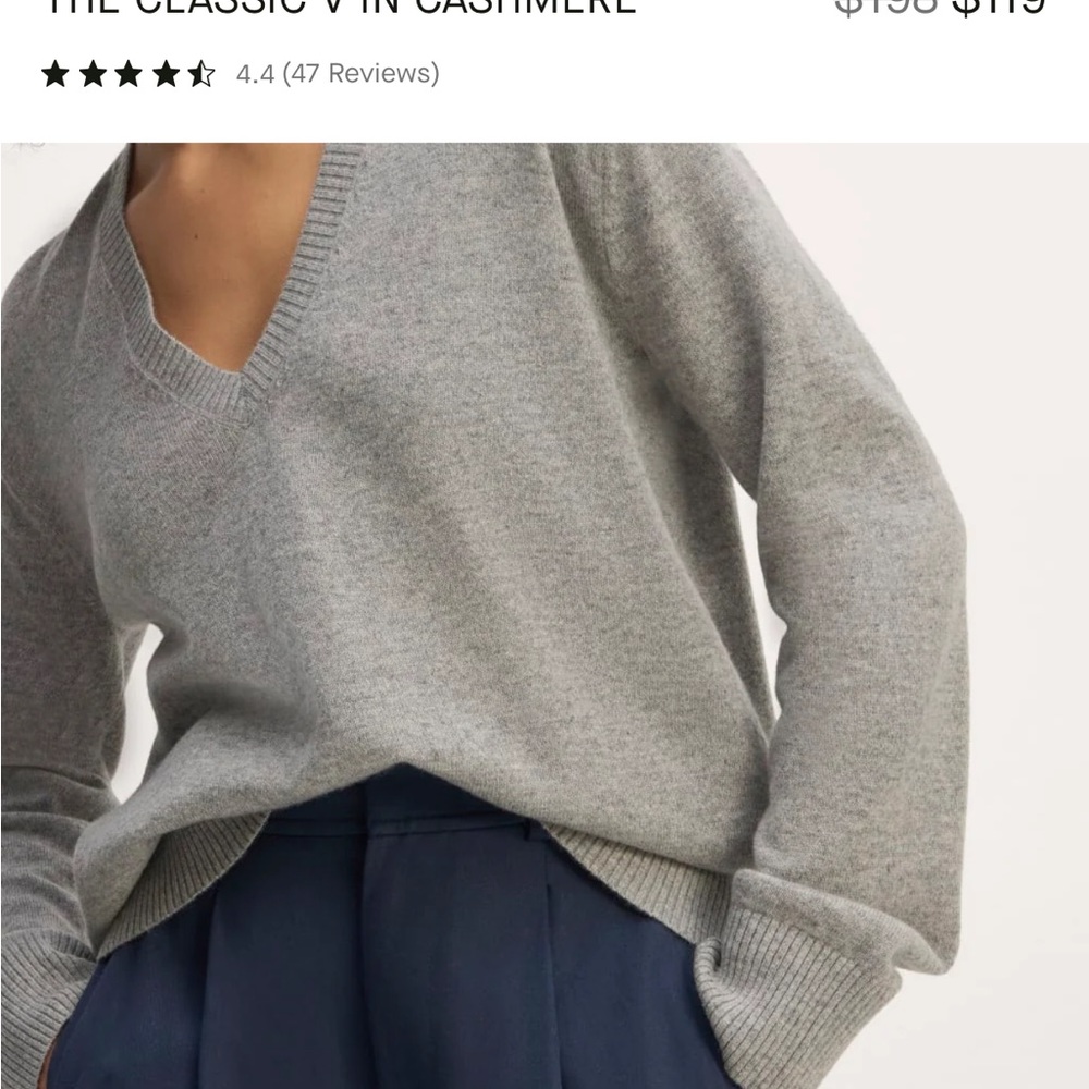 Everlane Classic V-Neck Cashmere Women's Sweater - Picture 4 of 8